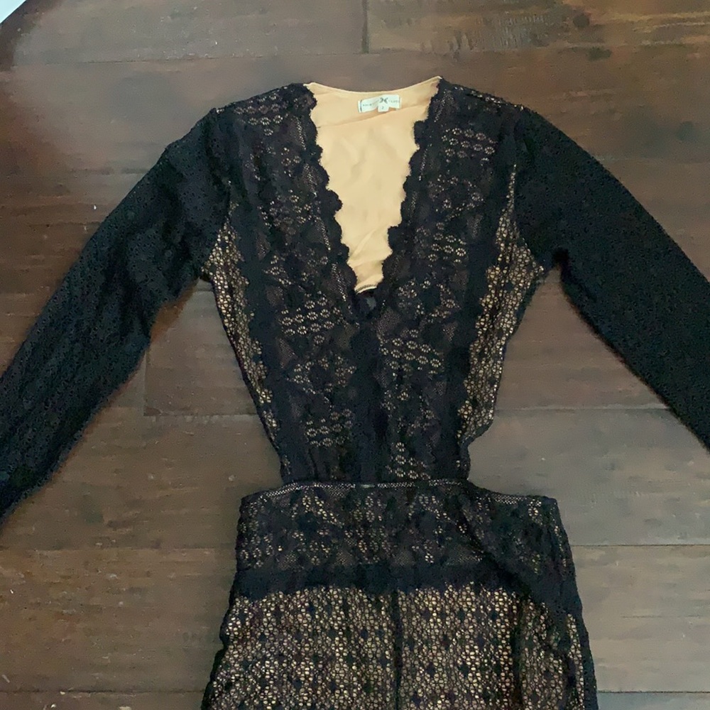 Nightcap Lace jumpsuit size 2 - Picture 3 of 8